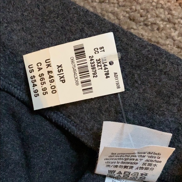 Victoria’s Secret Pink classic jogger - Picture 3 of 3